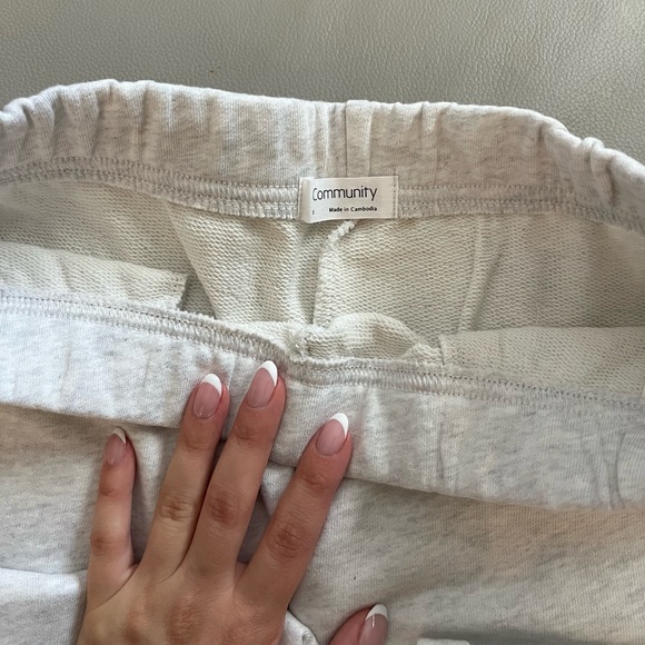 Aritzia Trackpants - Picture 2 of 7